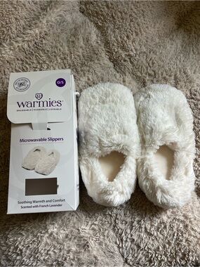 Warmies Plush Microwavable Slippers - Cream